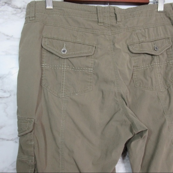 Women’s Kühl Sz 6 roll up green/grey cargo bermuda shorts - Picture 6 of 10